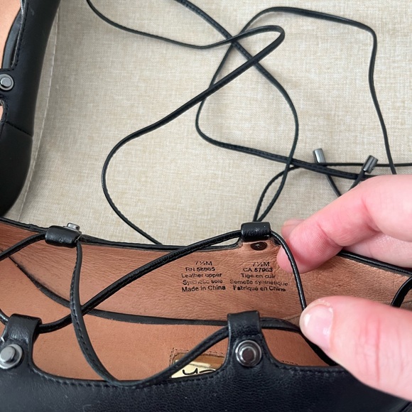 Halogen leather pointy ballet flats 7.5 - Picture 2 of 4